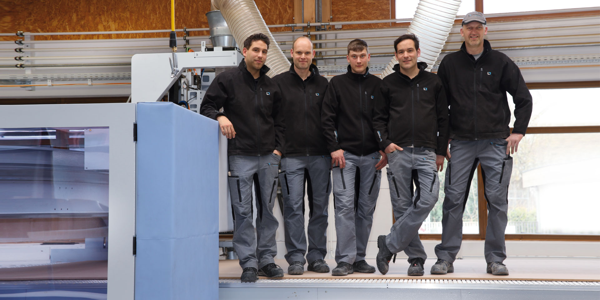 team_002.jpg